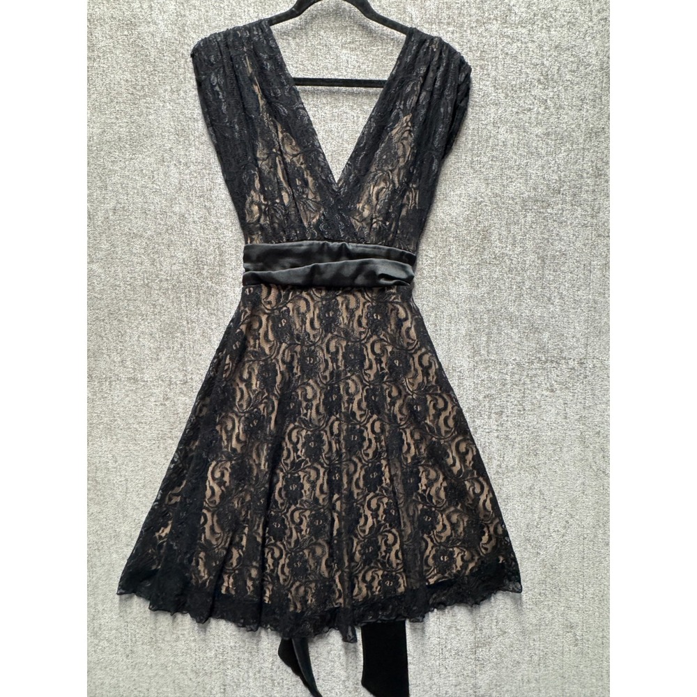 Ruelle Black Lace Fit‎ Flare Cocktail Dress Womens 10 Satin Ribbon Gothic